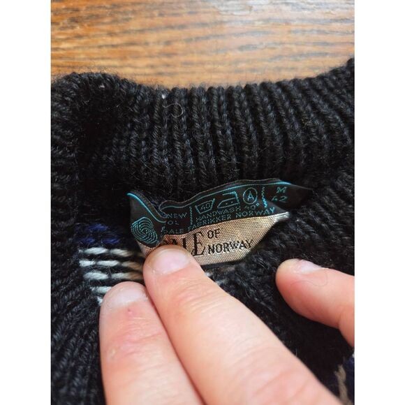 Vintage Dale of Norway Nordic design cardigan wool sweater sz M (42) - Picture 2 of 5